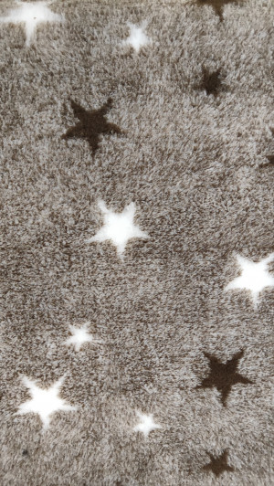 VETBED DELUXE Paklājs ar gumijotu pamatni no bieza materiāla - ar zvaigznītēm