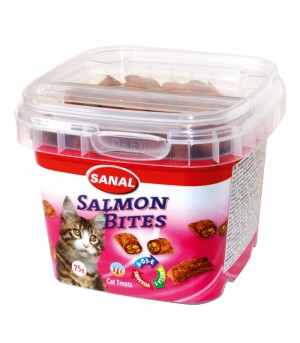 Sanal Salmon Bites gardumi kaķiem ar laša pastētes pildījumu 75g